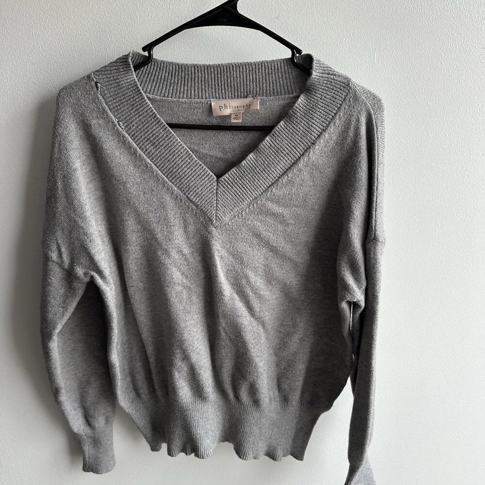 PHILOSOPHY Women’s Sweater GRAY Size Medium V Neck
